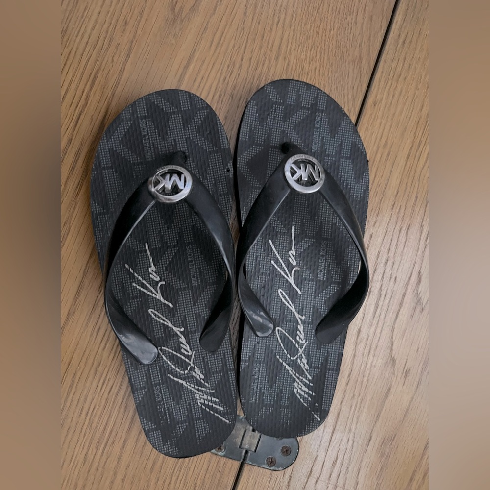 Michael Kors slides